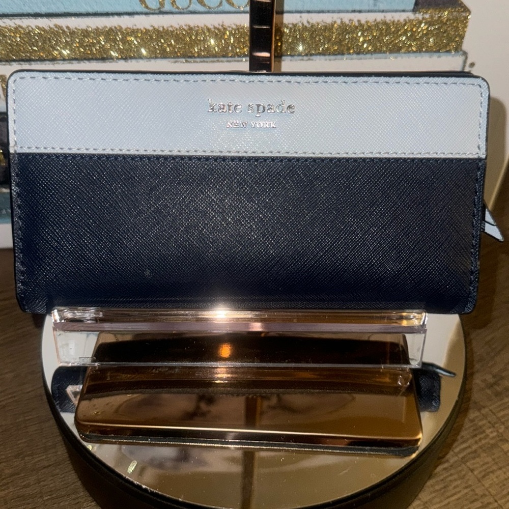 NWOT Kate Spade ♠️ color block bifold wallet